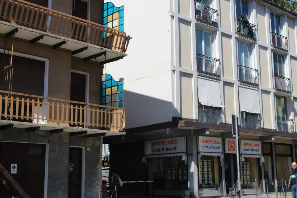 In Centro A Saint Vincentアパートメント エクステリア 写真